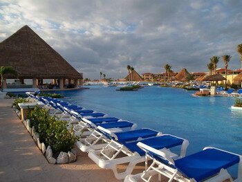 beach resort in cancun