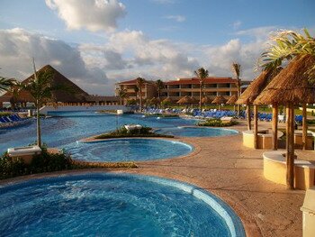 cancun beach resort