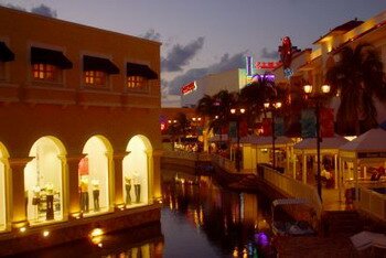 Cancun Nightlife